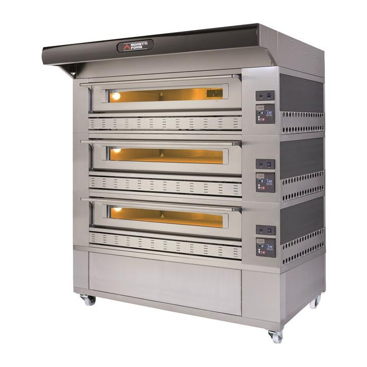 Gazowy piec trzykomorowy P110 B z okapem i bazą Moretti Forni MFP110GBPC3